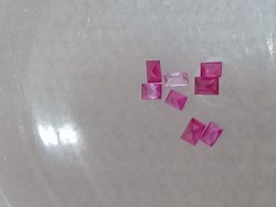 אבני חן לשיבוץ רובי מלבני 2/1.5 מ