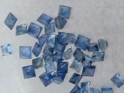 אבני חן לשיבוץ ספיר כחול ריבוע 2 מ