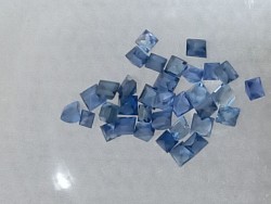 אבני חן לשיבוץ ספיר כחול ריבוע 1.5מ