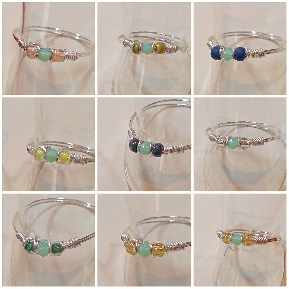 טבעות עדינות עם קריסטלים ואבני חן