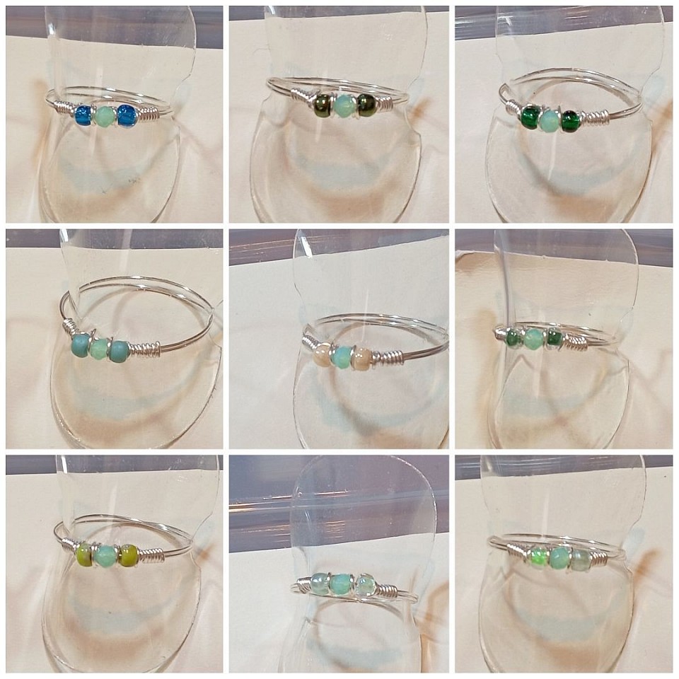 טבעות עדינות עם קריסטלים ואבני חן