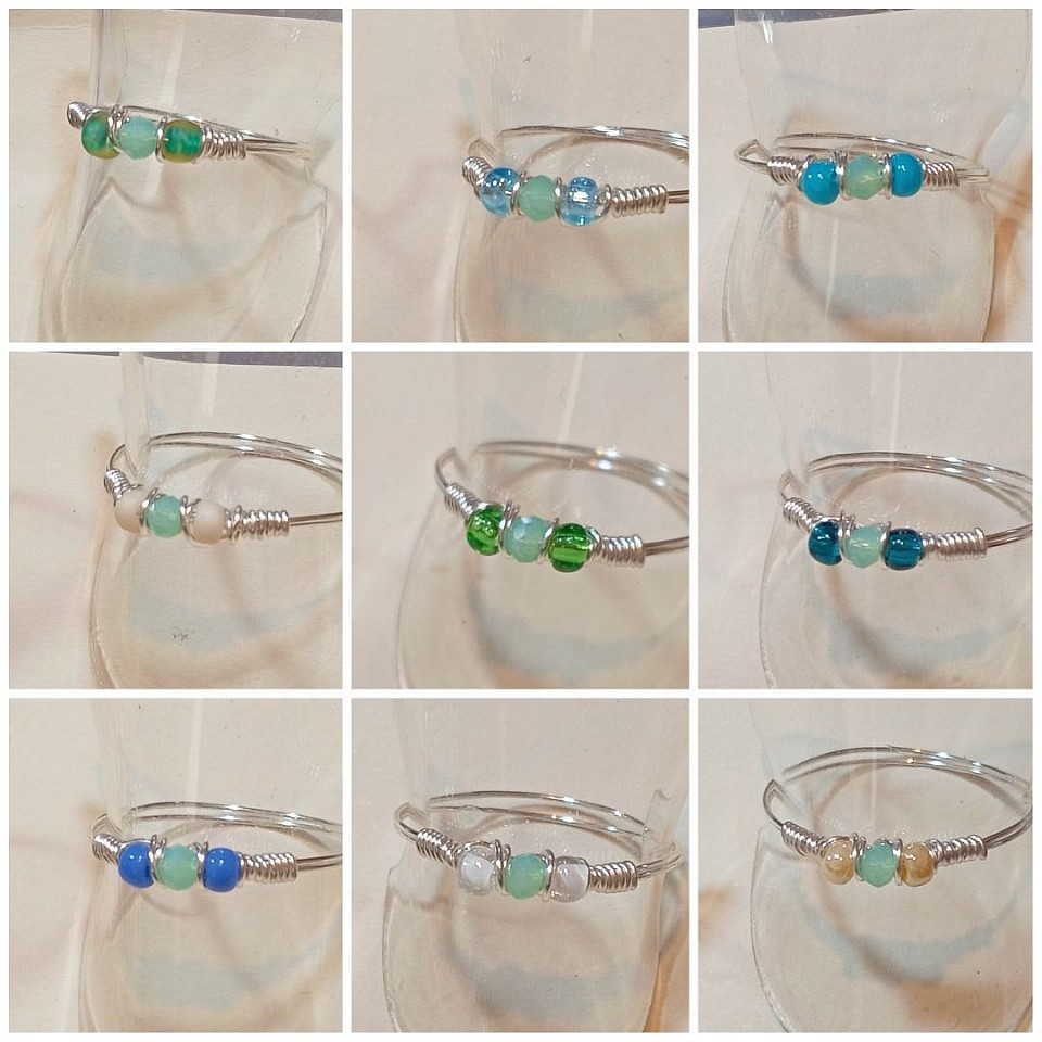 טבעות עדינות עם קריסטלים ואבני חן